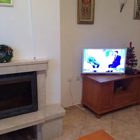 アパート скиелит 3 *